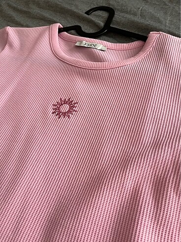 Pembe mini tişört