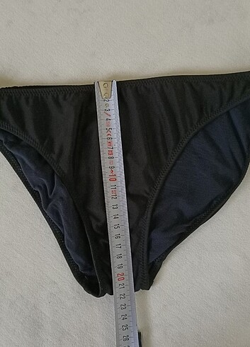 42 Beden siyah Renk Bikini altı