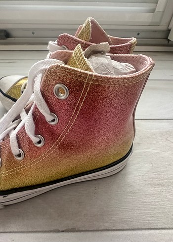 Converse 32