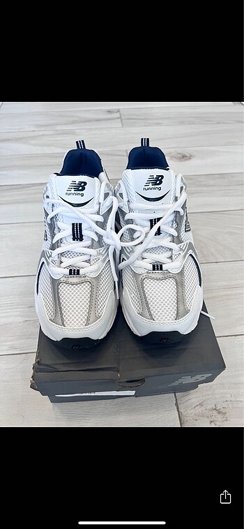 38,5 Beden beyaz Renk New Balance 530
