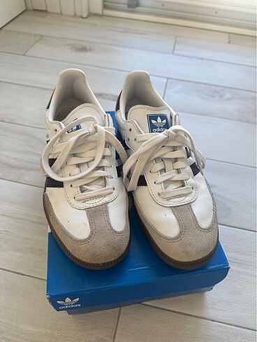 Adidas Samba