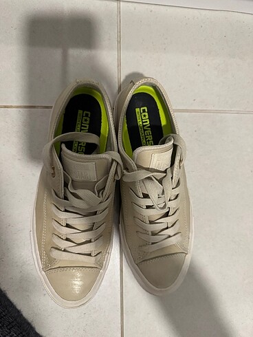 38 Beden Converse ayakkabı
