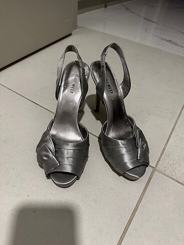 Nine west topuklu ayakkabı