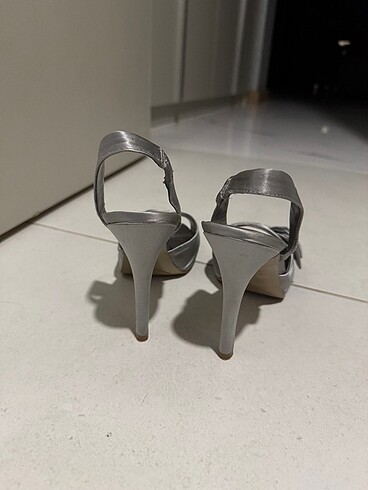 37,5 Beden Nine west topuklu ayakkabı