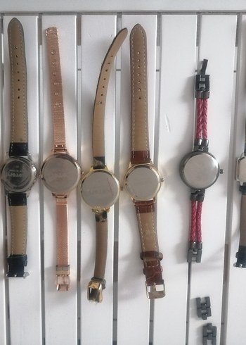 Kadın Çok Renkli Klasik Kemerli Saatler - Görsel 3