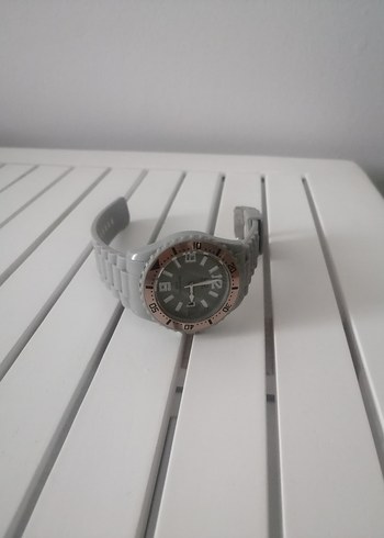 Kadın Beyaz Kemerli Minimalist Saat - Görsel 4