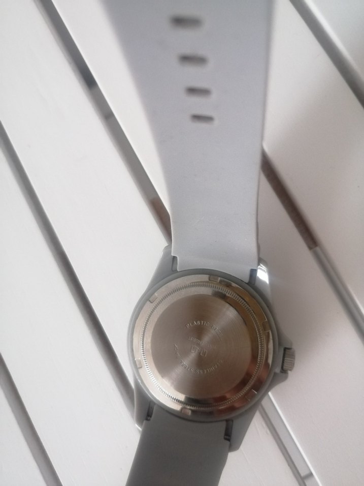 Kadın Beyaz Kemerli Minimalist Saat - Görsel 2