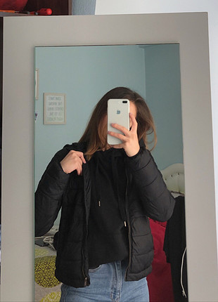 Pull And Bear Mont