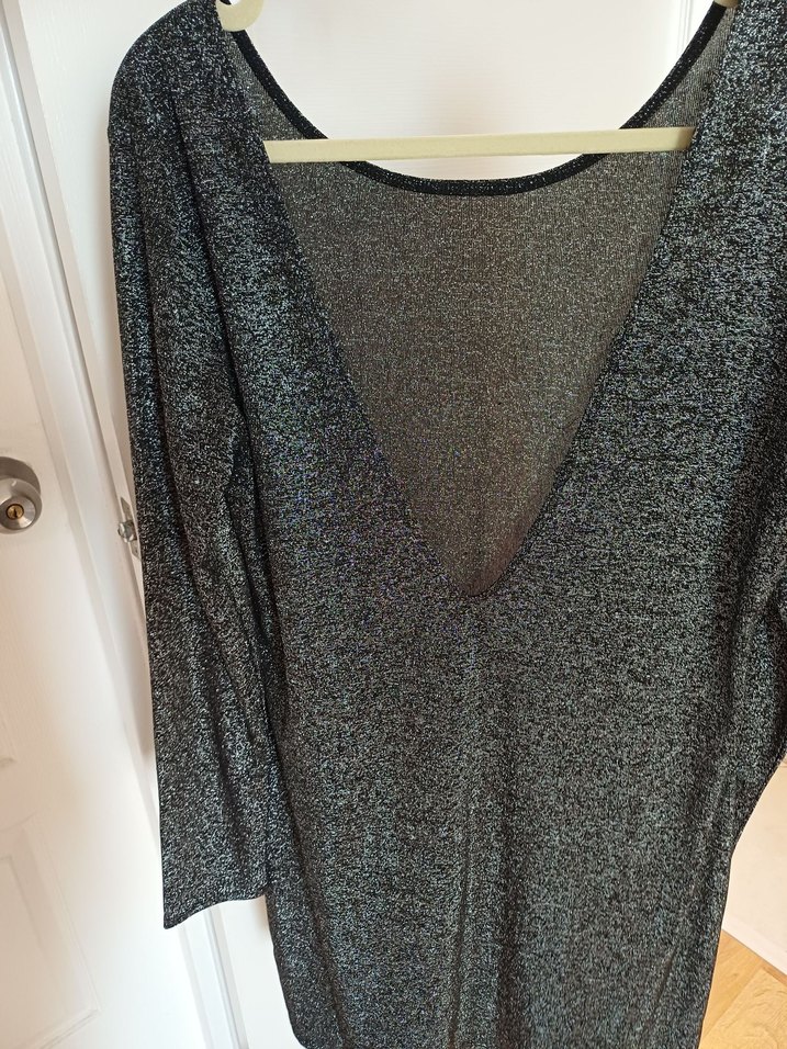 Gri Uzun Kollu Salaş Triko Elbise - Görsel 4