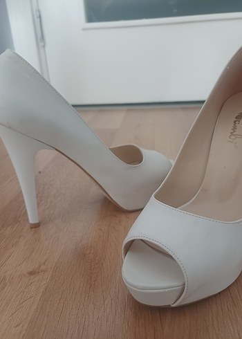 Beyaz Yüksek Topuklu Kadın Abiye Ayakkabı - Görsel 5