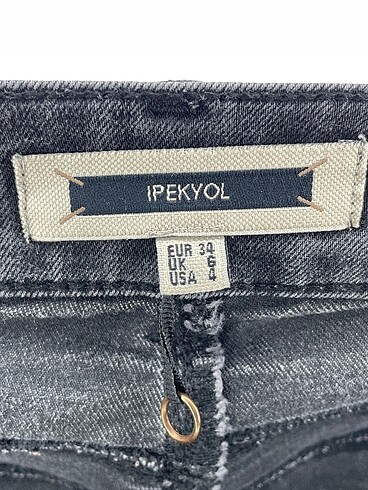 34 Beden siyah Renk ipekyol Jean / Kot %70 İndirimli.