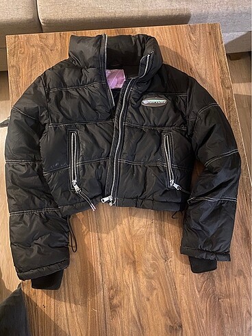 pull n bear crop mont