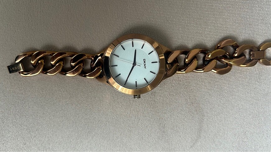 Beden Dkny saat