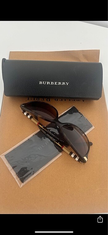 Rayban gözlük B4216