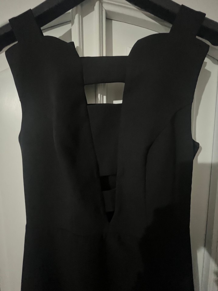 Siyah V Yakalı Uzun Elbise - Görsel 4