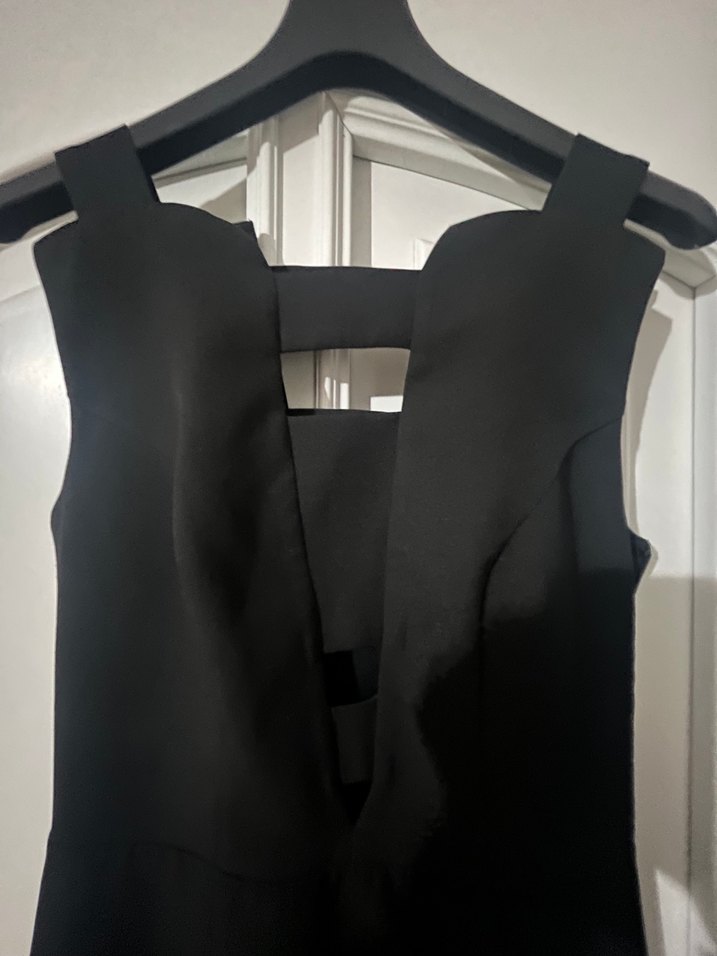 Siyah V Yakalı Uzun Elbise - Görsel 2