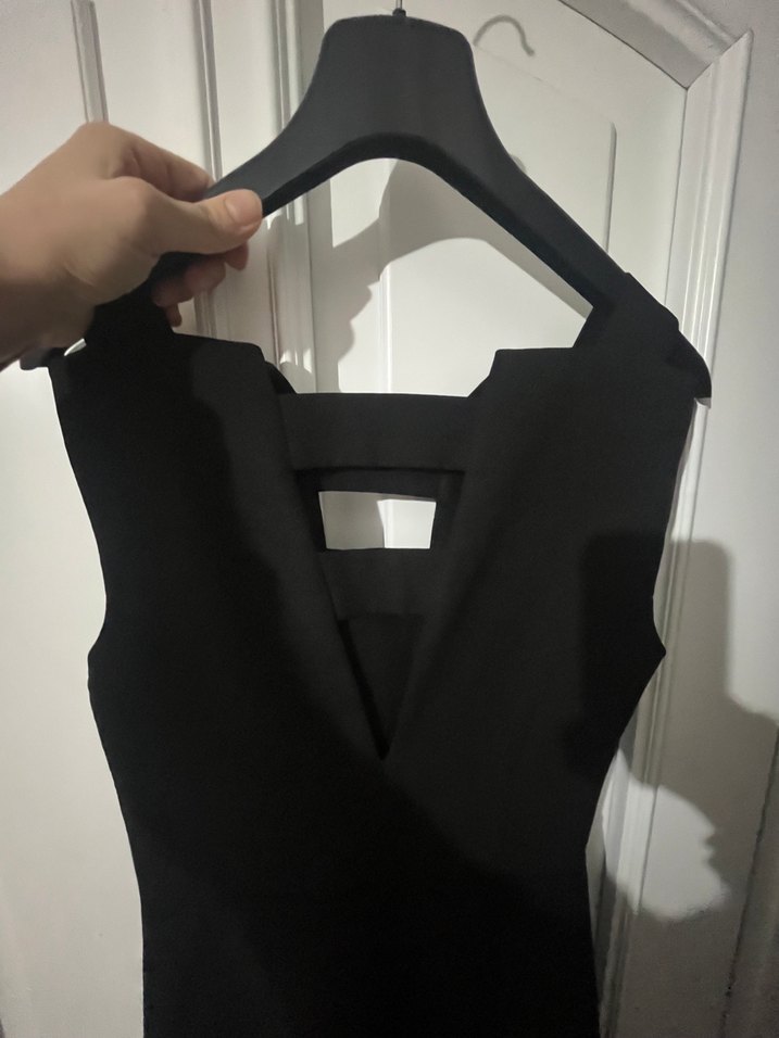 Siyah V Yakalı Uzun Elbise - Görsel 5