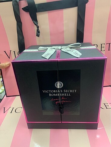 Beden Renk Victoria?s Secret Bombshell set