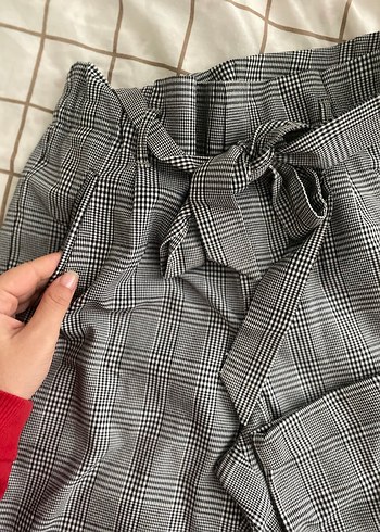 Kadın Gri Ekose Kemerli Kumaş Pantolon - Görsel 3