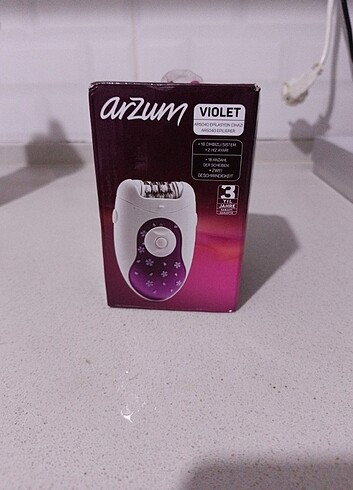 Arzum violet