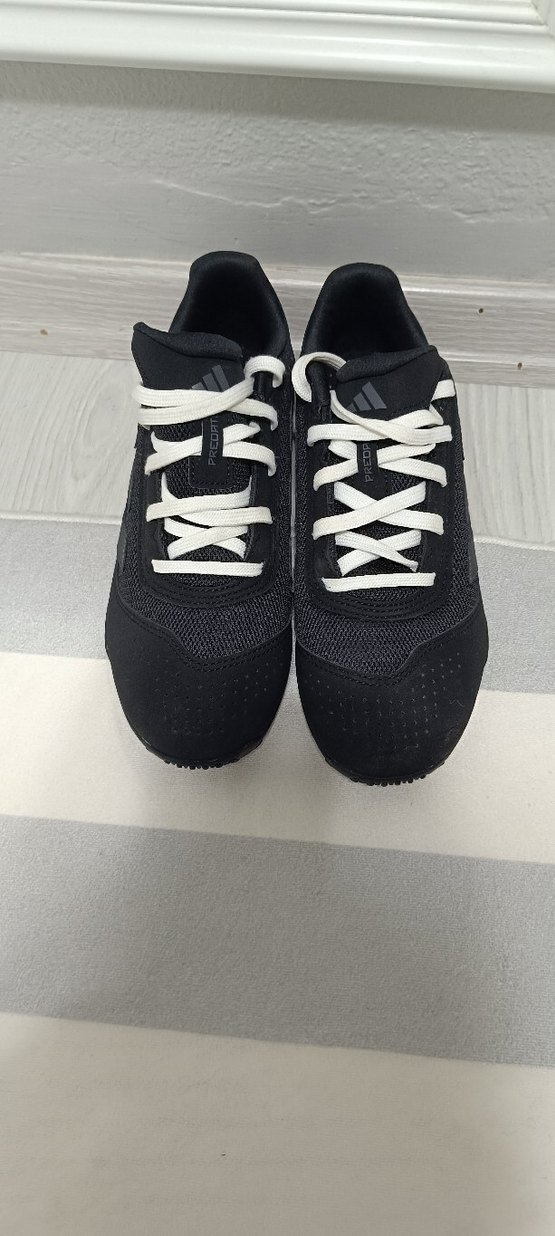 Adidas Predator 42 no halısaha ayakkabısı - Görsel 2