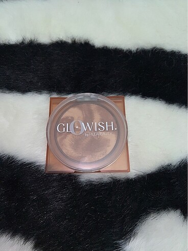 huda beauty - Görsel 2