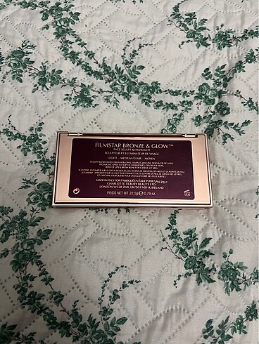 Beden charlotte tilbury