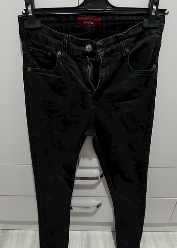 Kadın Siyah Kemerli Dar Kesim Jean - Görsel 2