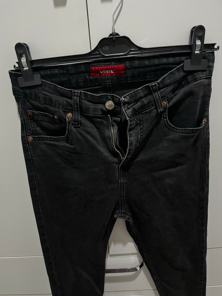 Kadın Siyah Kemerli Dar Kesim Jean - Görsel 5