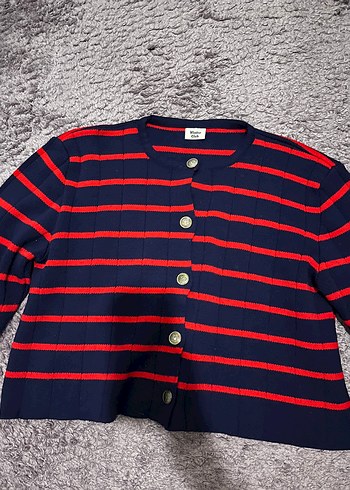 Düğmeli Çizgili Kadın Hırka - Görsel 2