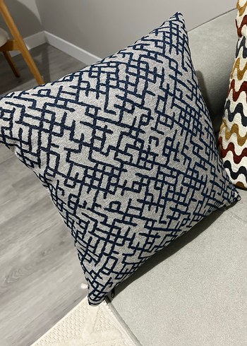 Nakışlı Çok Renkli Dekoratif Kırlent Kılıfı - Görsel 3