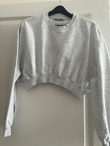 Crop sweatshirt