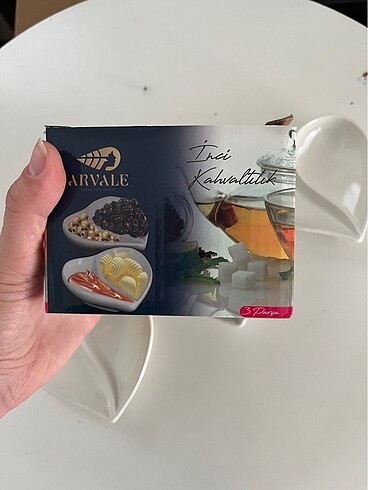 Beden beyaz Renk Kahvaltılık