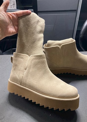 SÜPER ÖTESİ UGG LAR  - Görsel 4