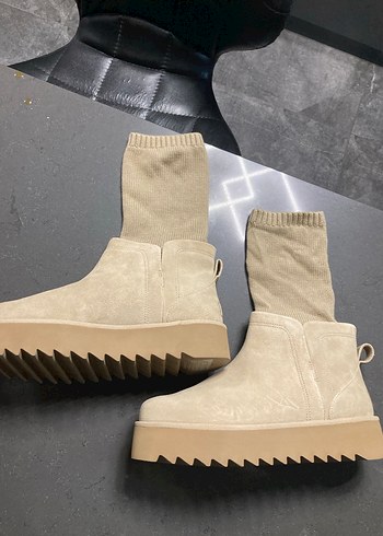 SÜPER ÖTESİ UGG LAR  - Görsel 3