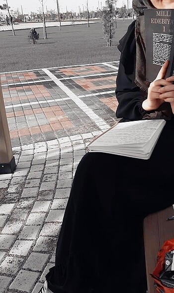 m Beden siyah Renk Mintahayşe ürünüdür