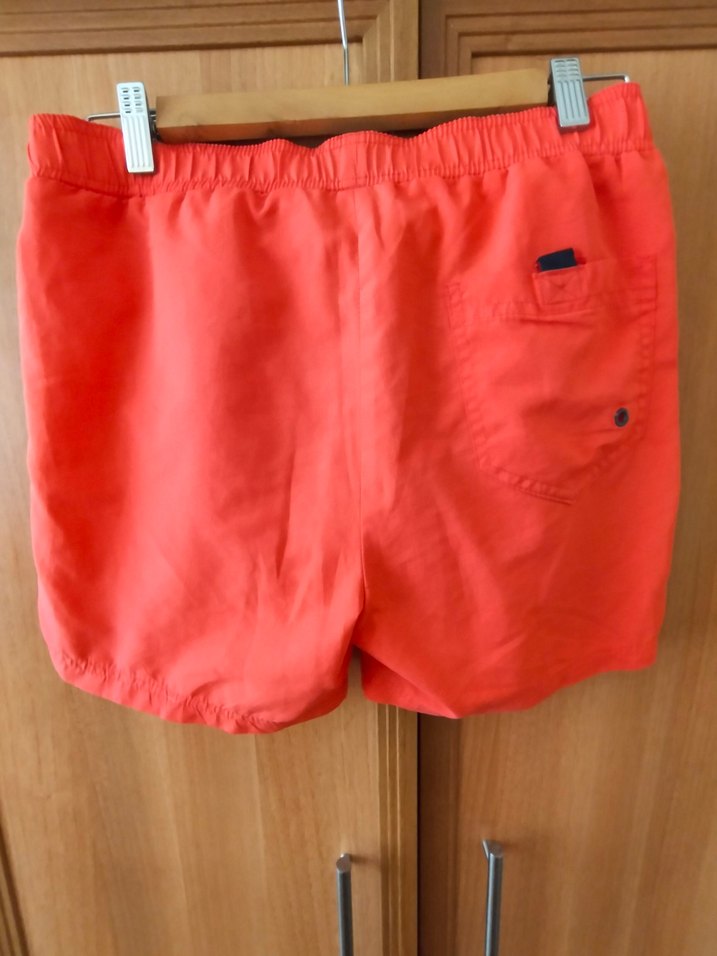 Kırmızı Erkek Baskılı Deniz Şortu - Görsel 2