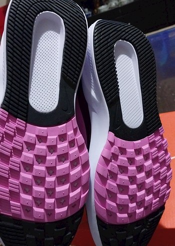 Nike dinamite fit spor ayakkabı - Görsel 6