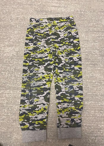 Gri Kamuflaj Desenli Erkek çocuk pijama takımı - Görsel 5