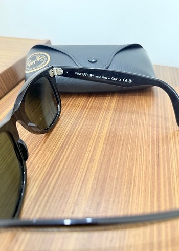 Ray Ban Ray-Ban Siyah Parlak Kadın Güneş Gözlüğü