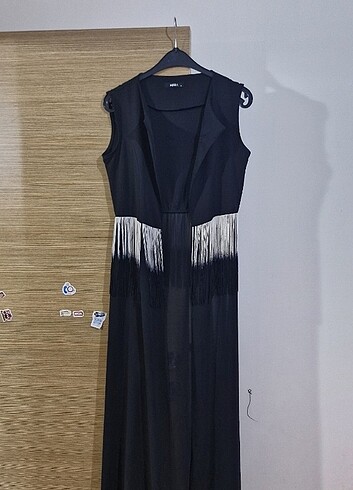 Miss Wenche Sifon detayli siyah yelek