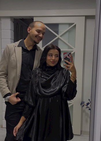 Siyah Saten Mini Drapeli Kadın Elbise - Görsel 4