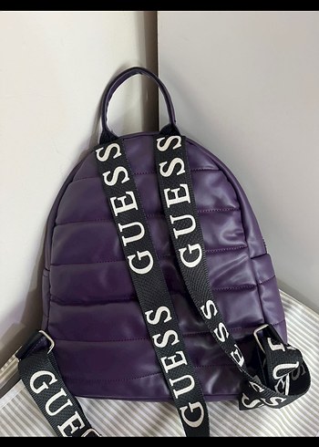 Mor Fermuarlı Guess Sırt Çantası - Görsel 2