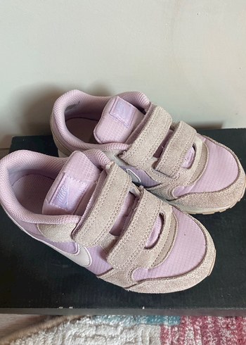 Nike spor ayakkabı - Görsel 2