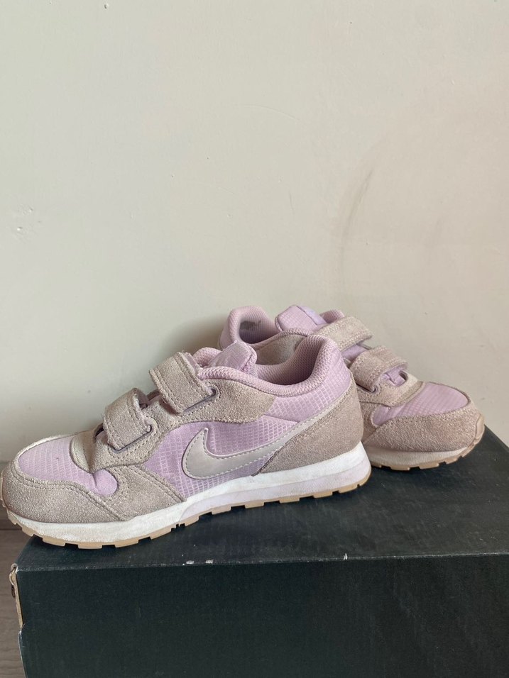 Nike spor ayakkabı - Görsel 3