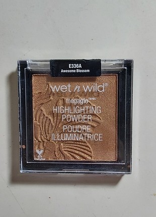 Wet n wild awesome blossom aydınlatıcı