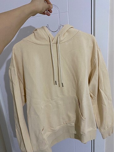 m Beden ten rengi Renk H&M Kapüşonlu Sweatshirt