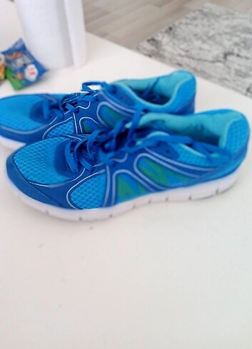 Spor ayakabi