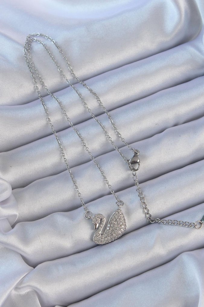 Mini Zincir Detaylı Beyaz Kuğu Kolye Çelik - Görsel 2