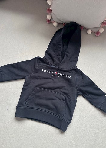 Tommy Hilfiger 9-12 Ay